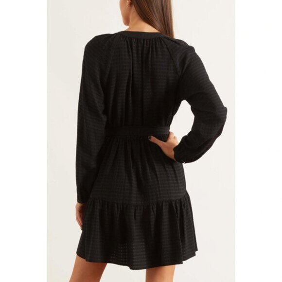 XiRENA Jolene Black Crinkle Woven Belted Long Sleeve Lightweight Mini Dress - Picture 2 of 10